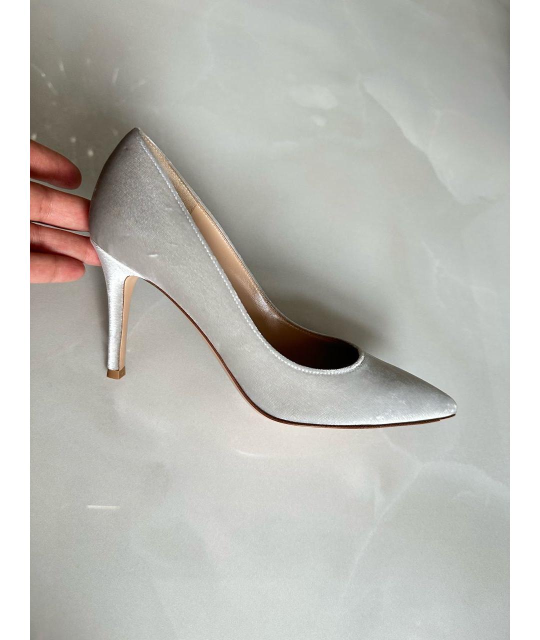 GIANVITO ROSSI Серые бархатные туфли, фото 9