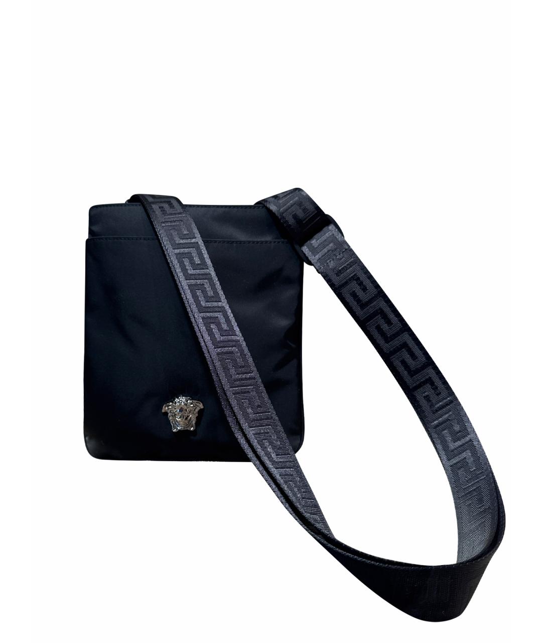 VERSACE Черная синтетическая сумка на плечо, фото 1