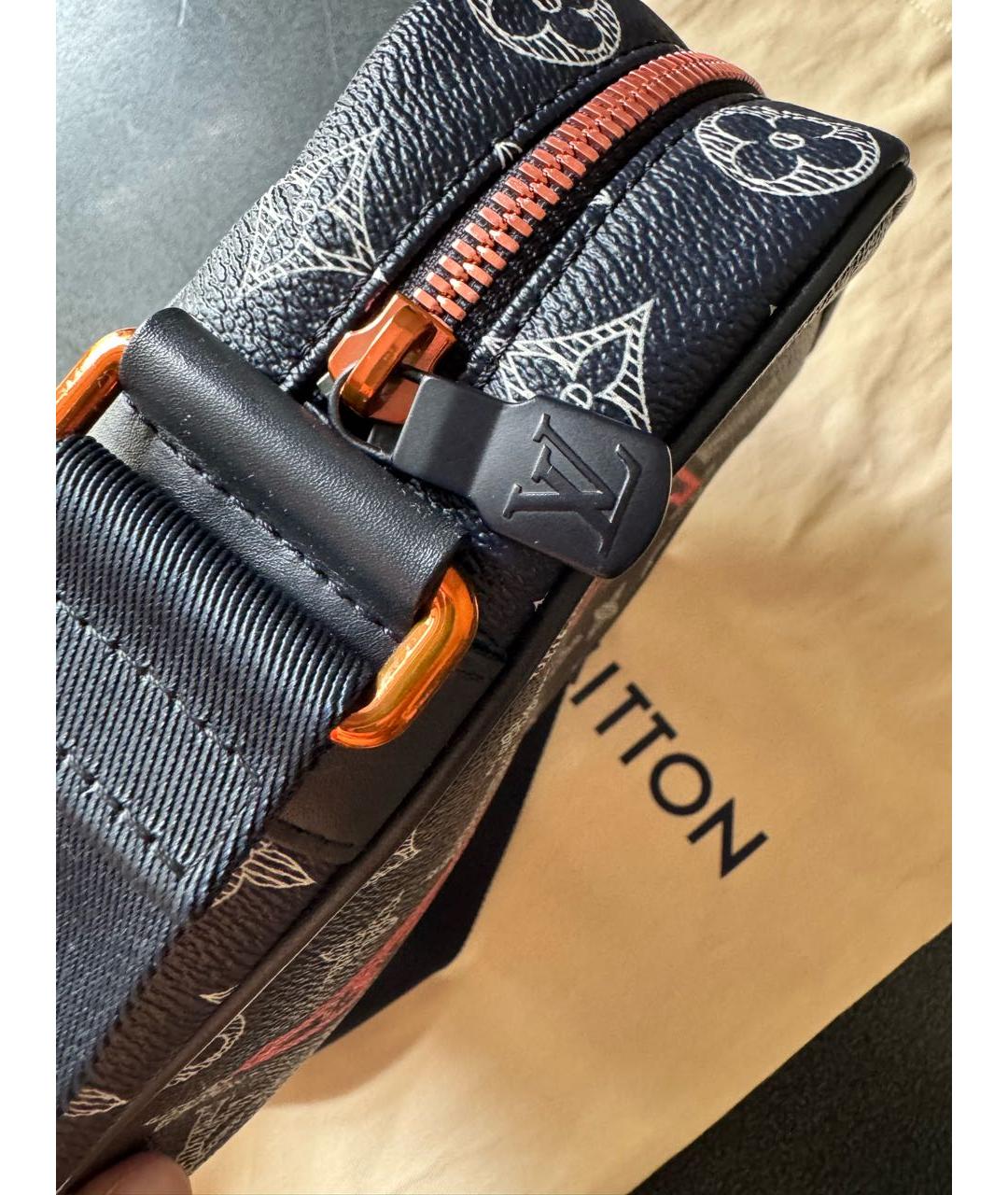 LOUIS VUITTON Темно-синяя кожаная сумка на плечо, фото 4