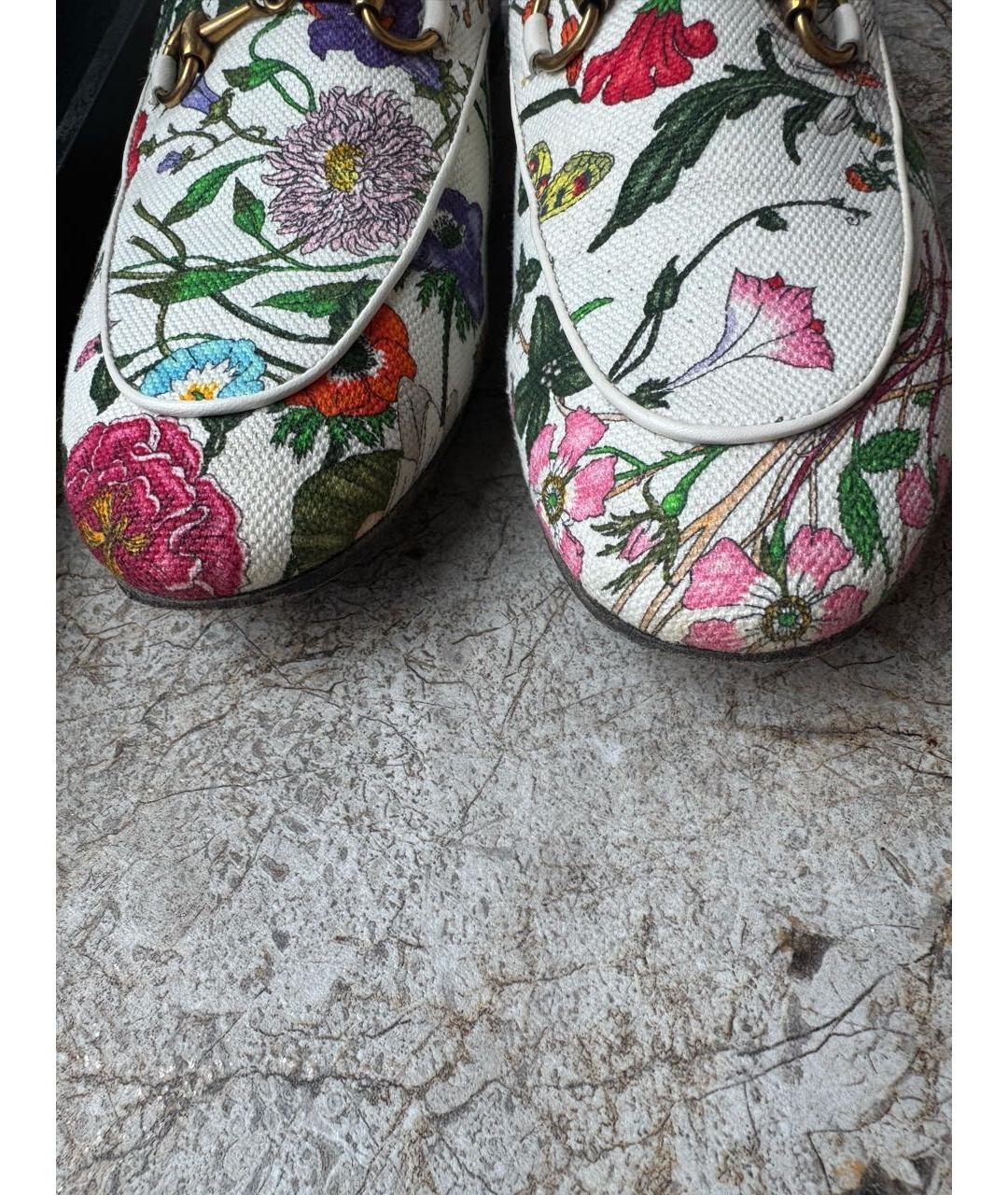 GUCCI Белые текстильные лоферы, фото 2