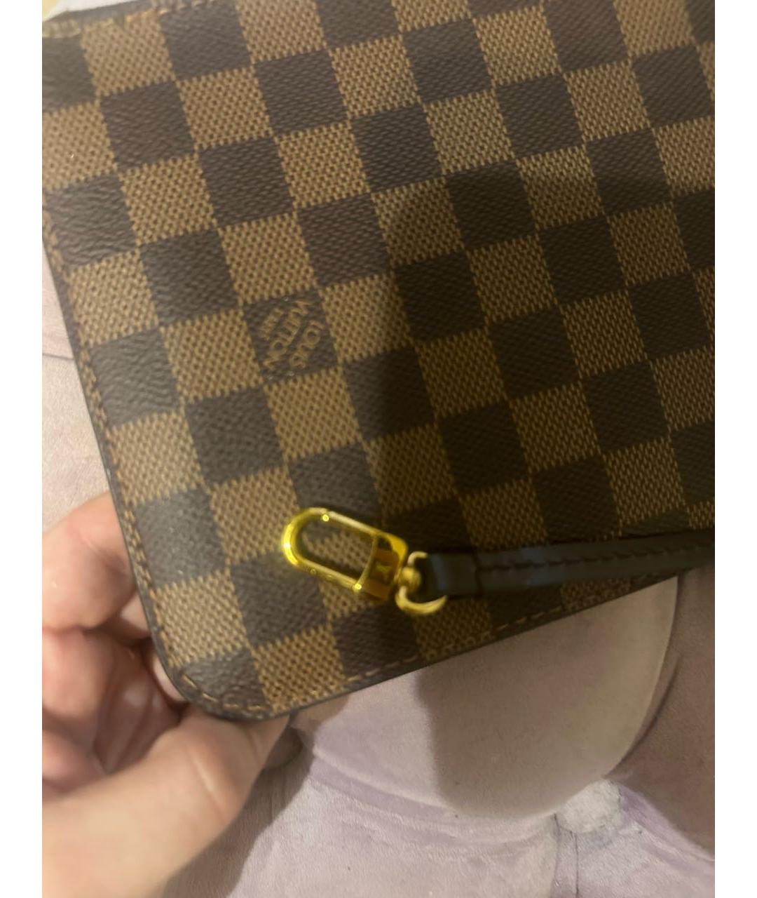 LOUIS VUITTON Коричневая косметичка, фото 6