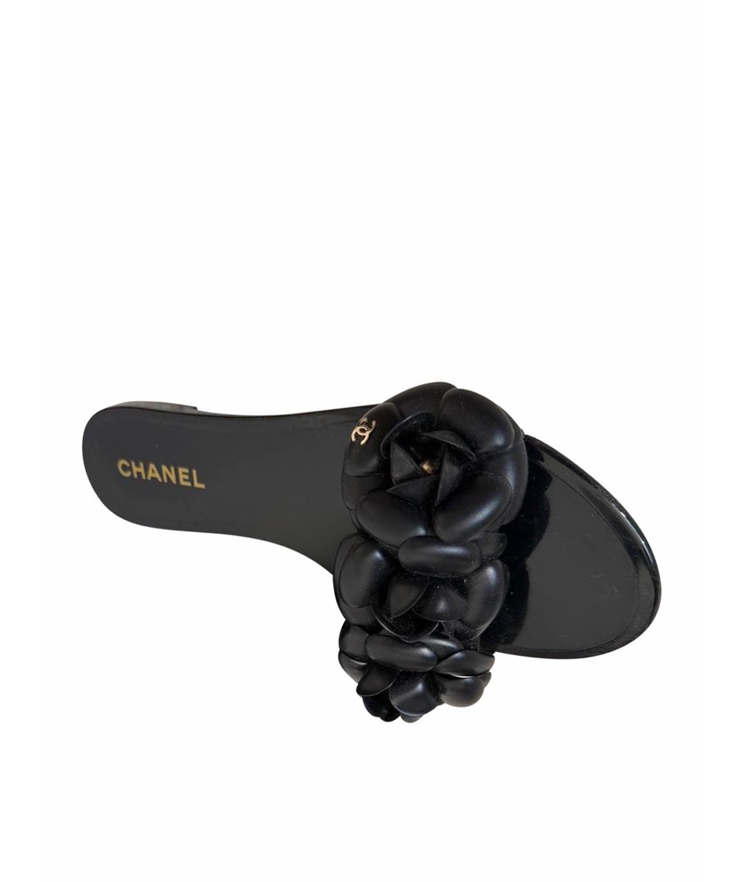 CHANEL Черные резиновые шлепанцы, фото 1