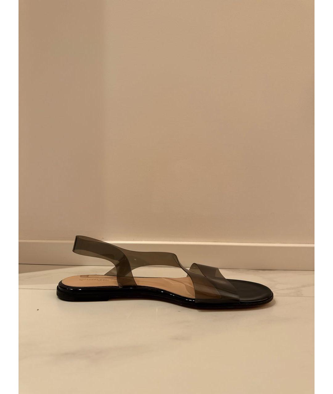 GIANVITO ROSSI Черные резиновые сандалии, фото 7