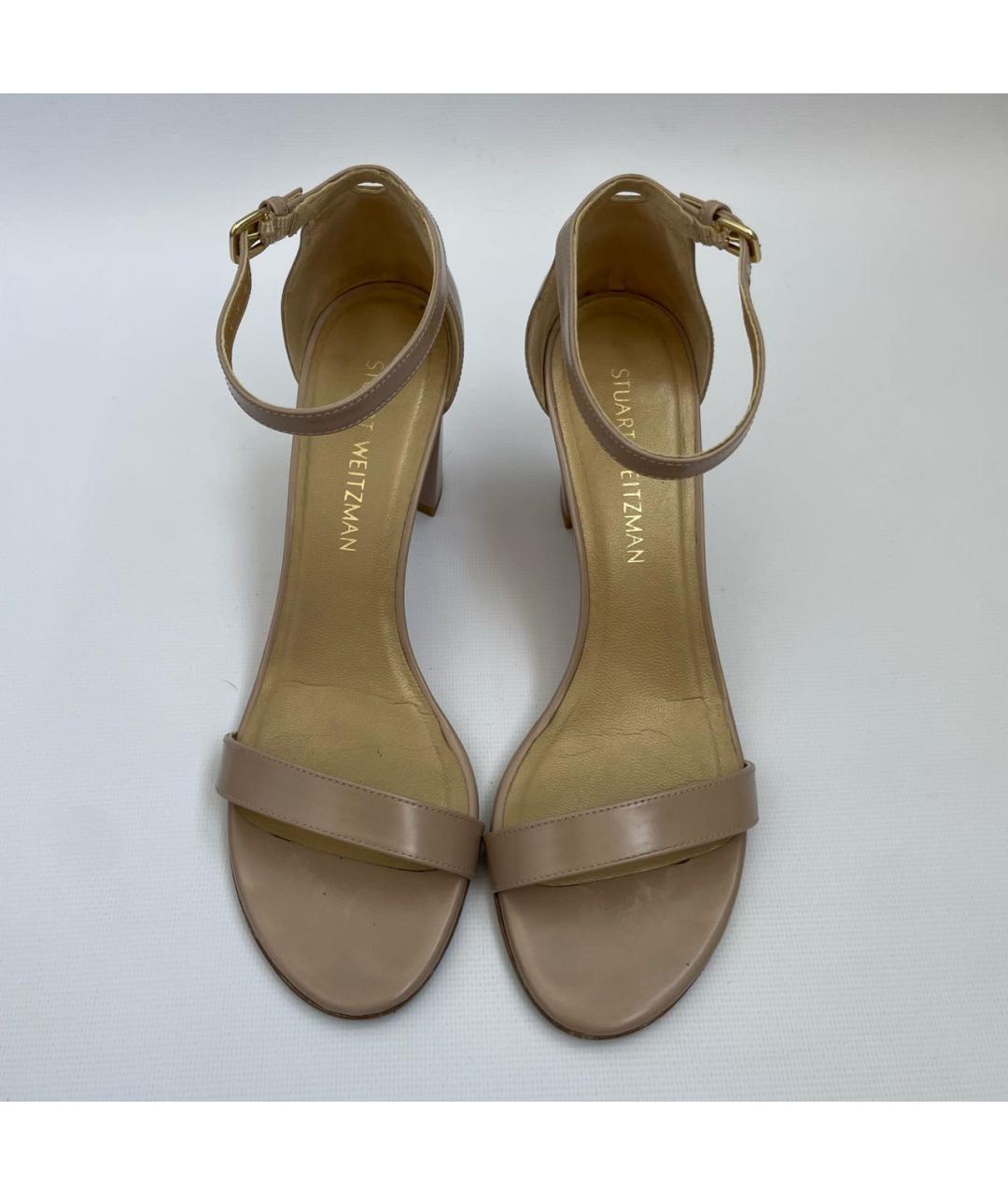 STUART WEITZMAN Бежевые босоножки из лакированной кожи, фото 2
