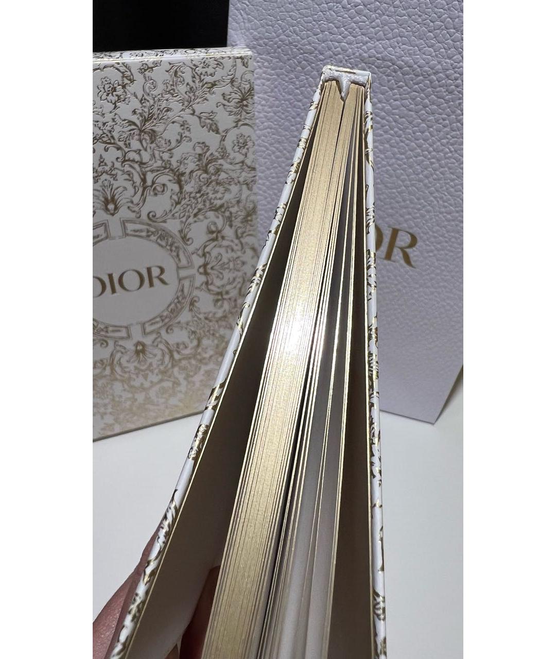 CHRISTIAN DIOR Книга, фото 3