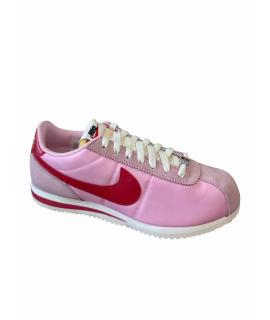 NIKE Кроссовки