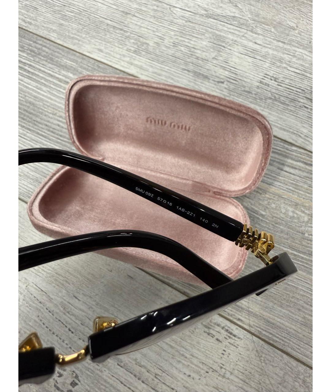 MIU MIU Черные пластиковые солнцезащитные очки, фото 3