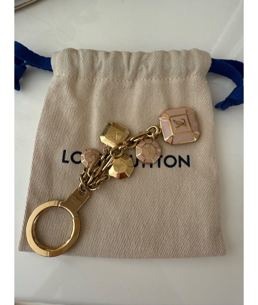 LOUIS VUITTON Розовый брелок, фото 4