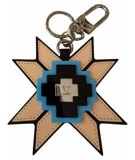 LOUIS VUITTON Брелок