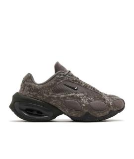 NIKE Кроссовки