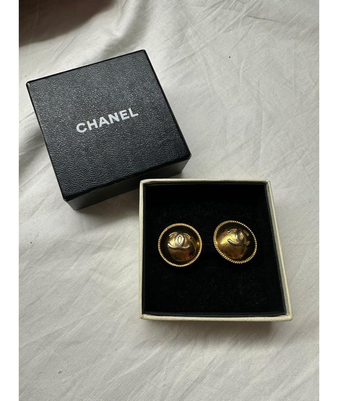 CHANEL Золотые латунные клипсы, фото 3