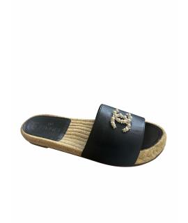 CHANEL Шлепанцы