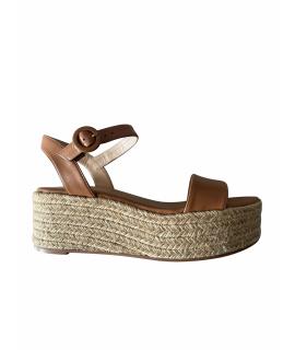 STUART WEITZMAN Босоножки