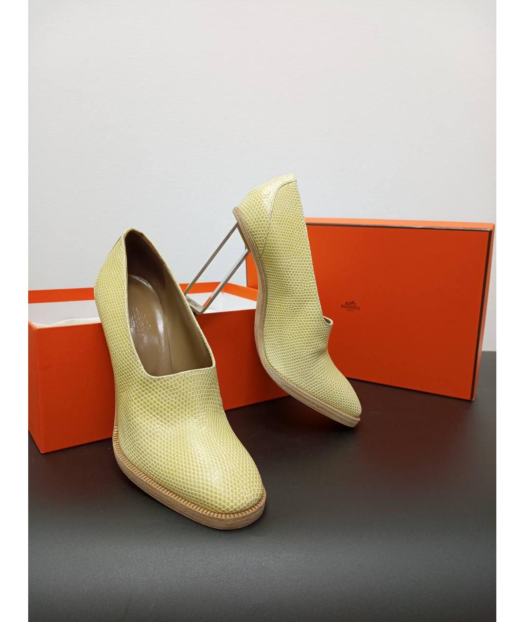 HERMES Бежевые туфли из экзотической кожи, фото 6