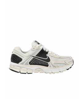 NIKE Низкие кроссовки / кеды