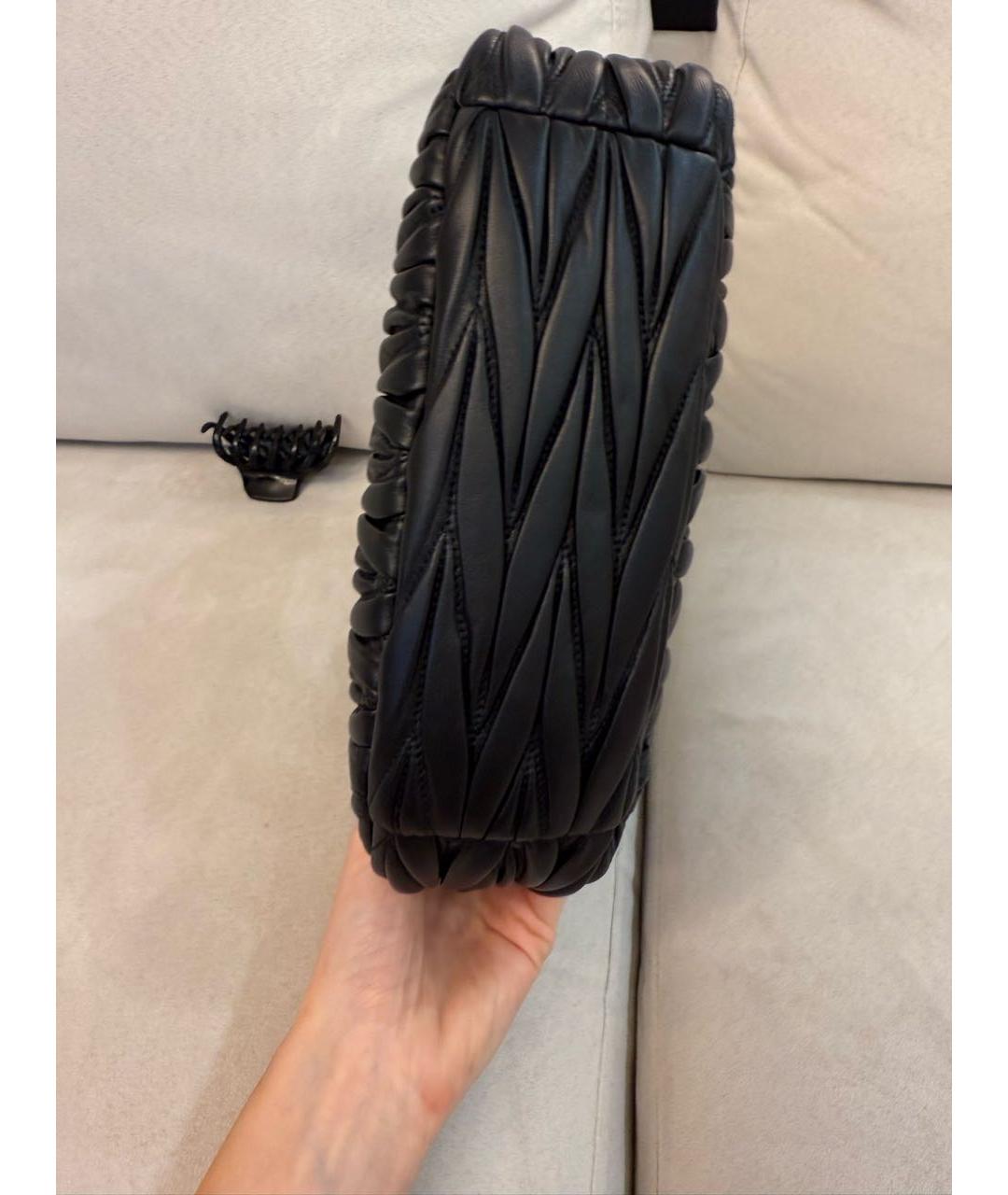 MIU MIU Черная кожаная сумка с короткими ручками, фото 4