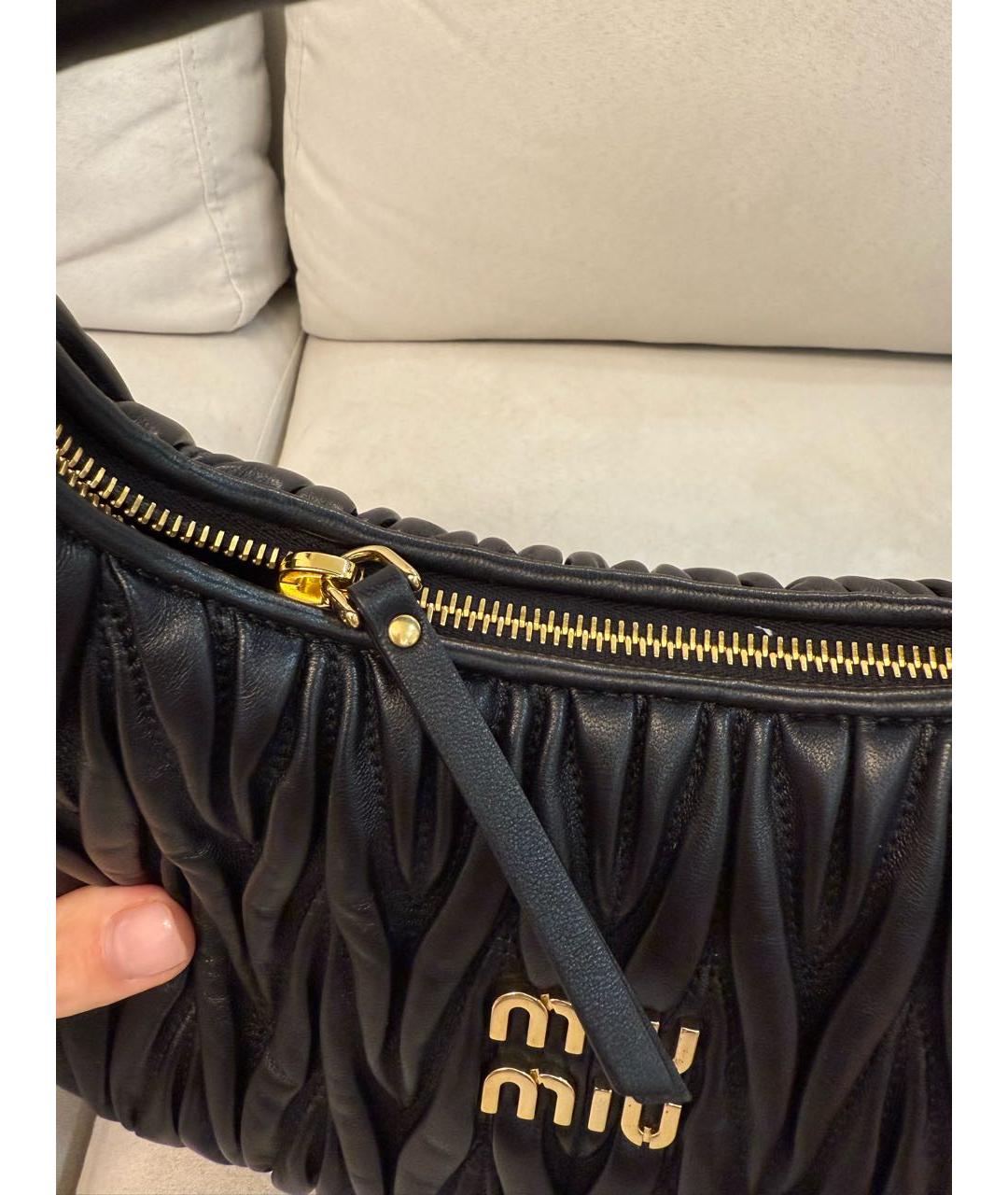 MIU MIU Черная кожаная сумка с короткими ручками, фото 5