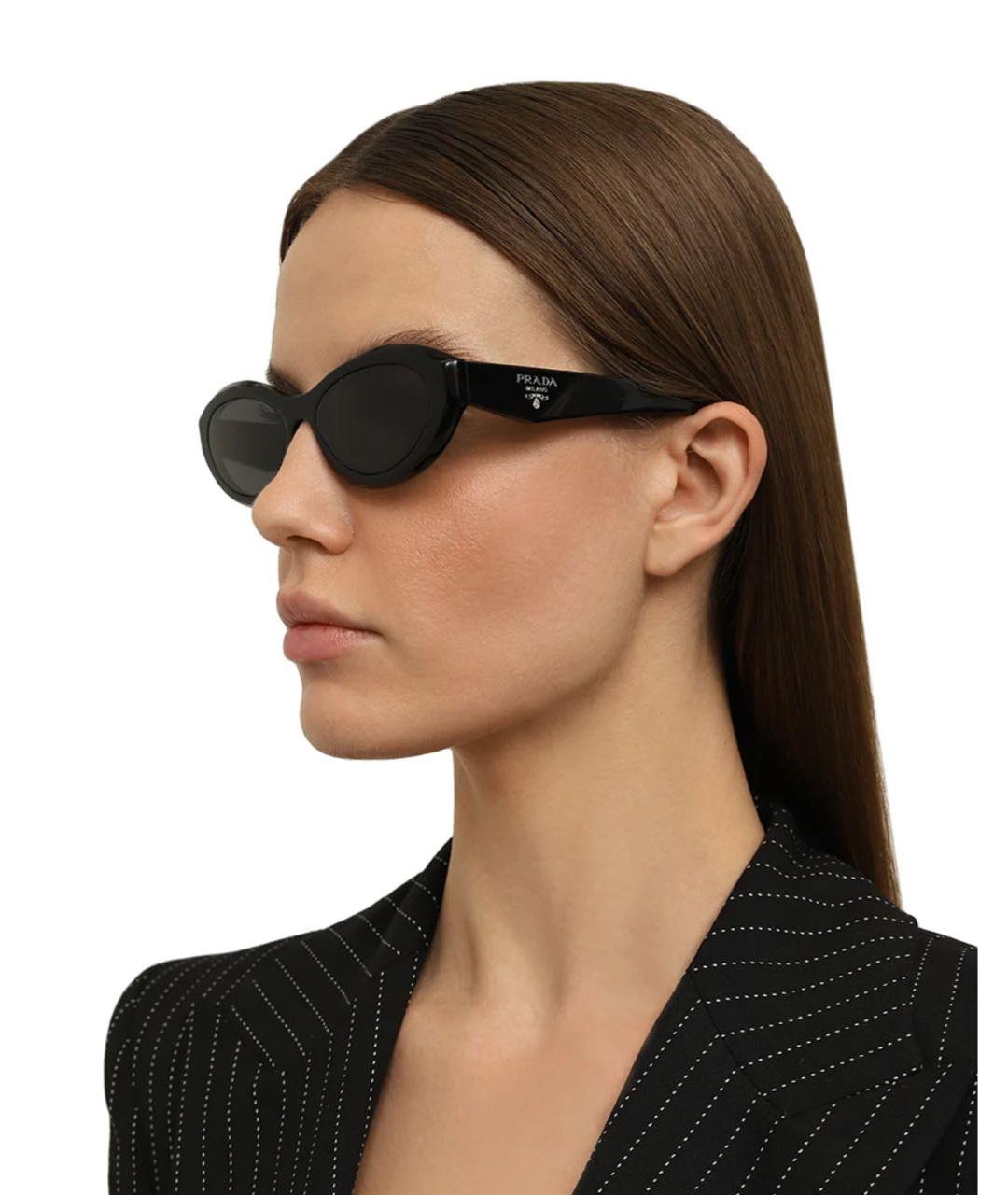 PRADA Черные пластиковые солнцезащитные очки, фото 3