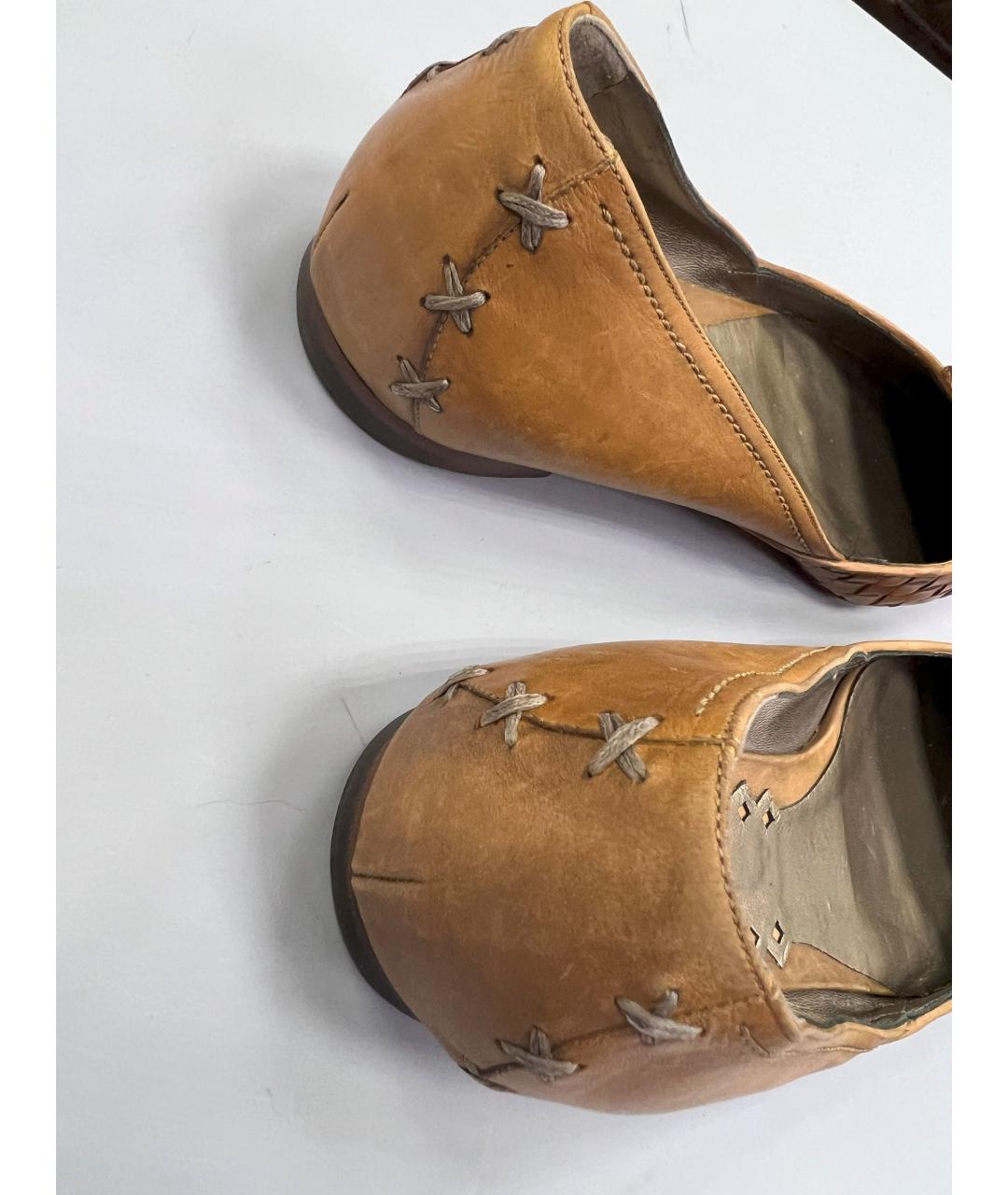 BOTTEGA VENETA Коричневые кожаные балетки, фото 4
