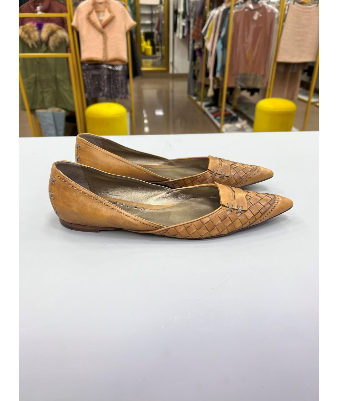 BOTTEGA VENETA Коричневые кожаные балетки, фото 7