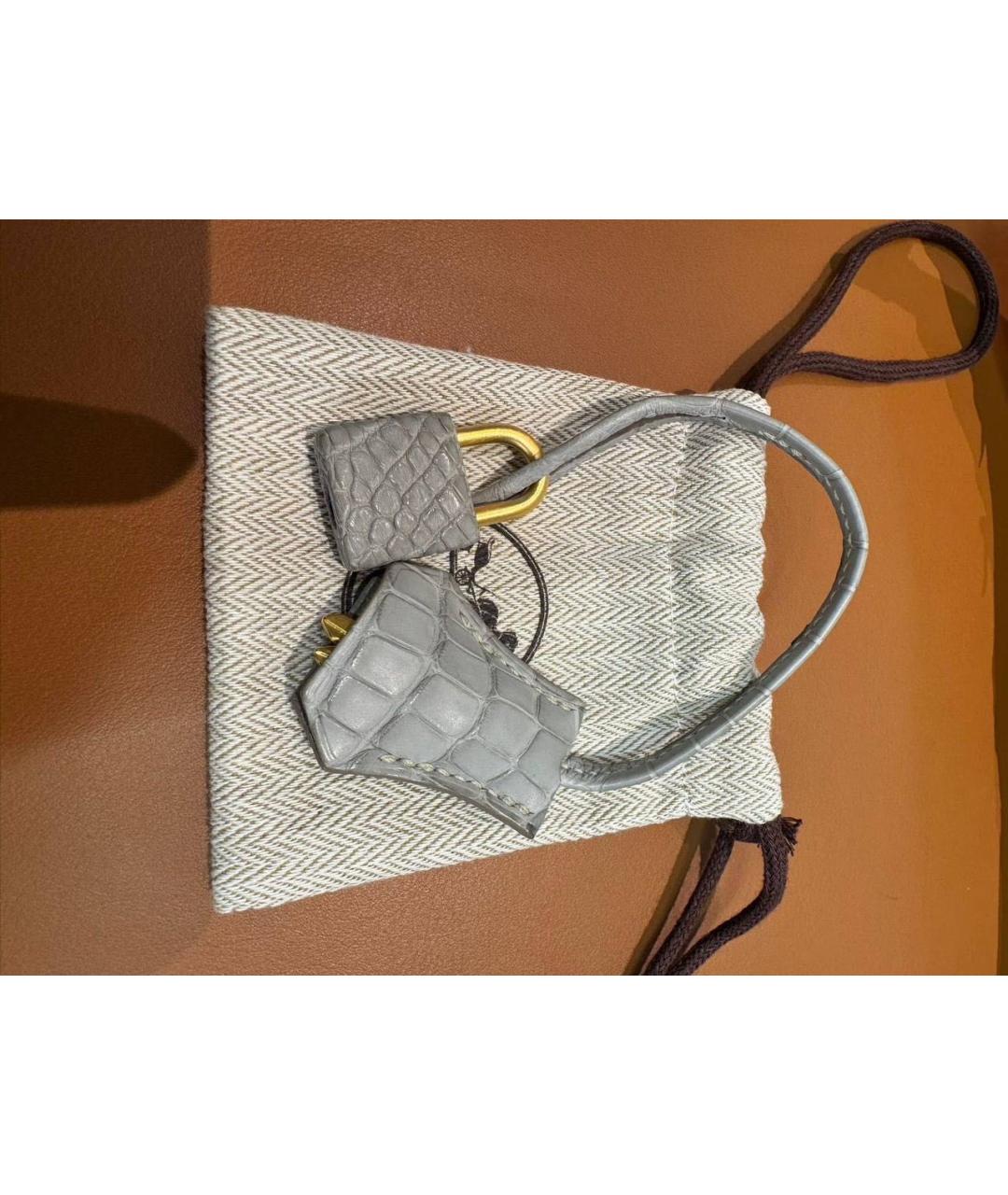 HERMES Серая сумка с короткими ручками из экзотической кожи, фото 7