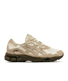 ASICS Кроссовки