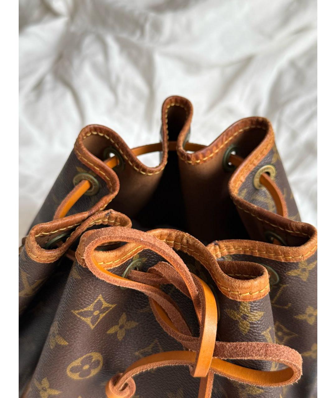 LOUIS VUITTON Коричневая кожаная сумка с короткими ручками, фото 6