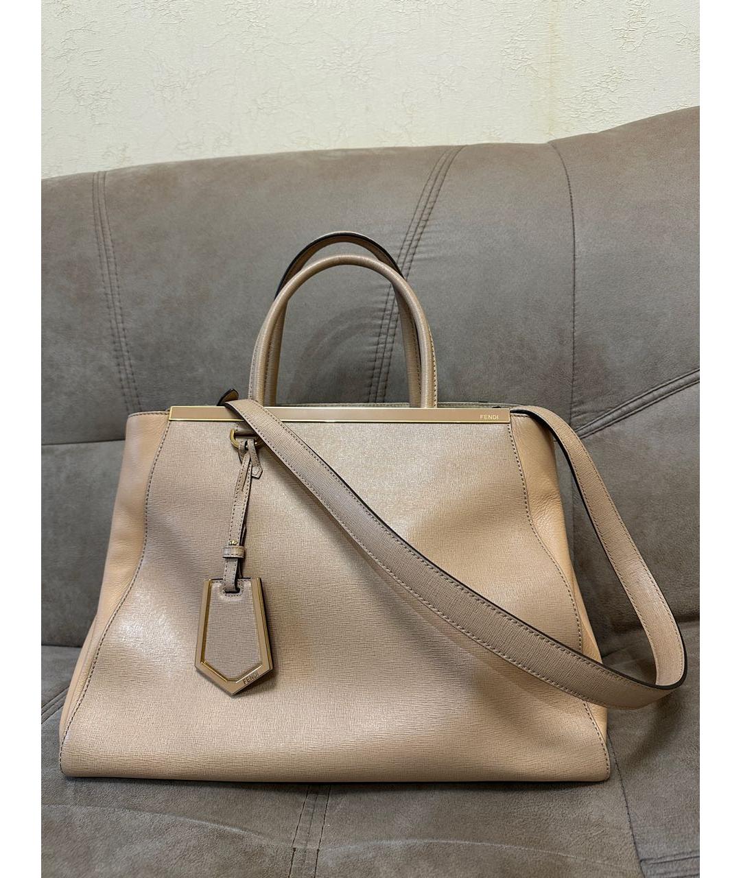FENDI Бежевая кожаная сумка тоут, фото 9