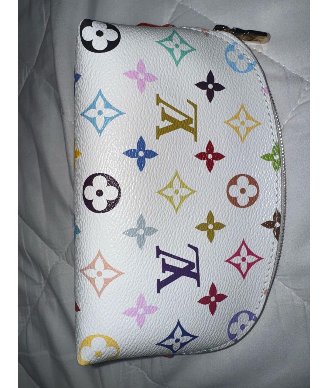 LOUIS VUITTON Белая кожаная косметичка, фото 3