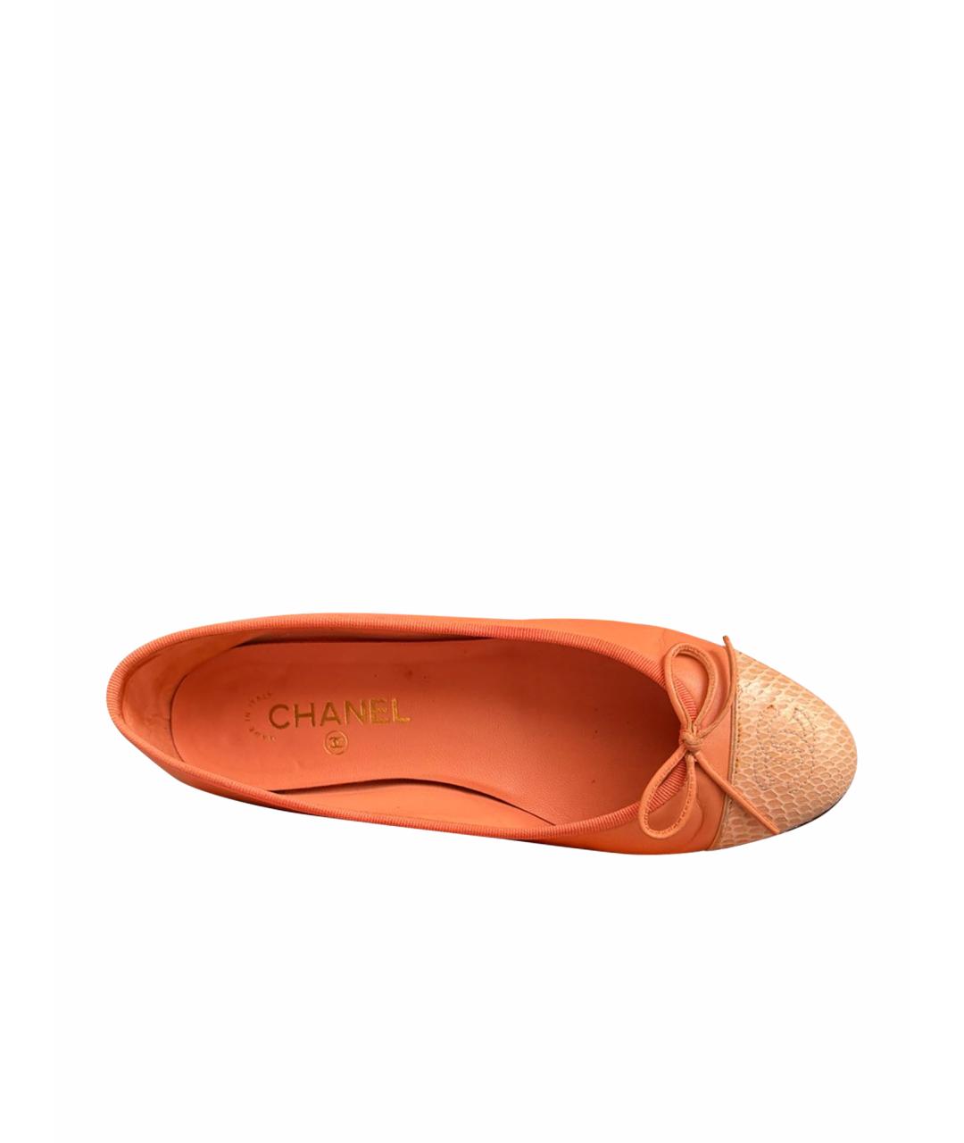 CHANEL Коралловые кожаные балетки, фото 1