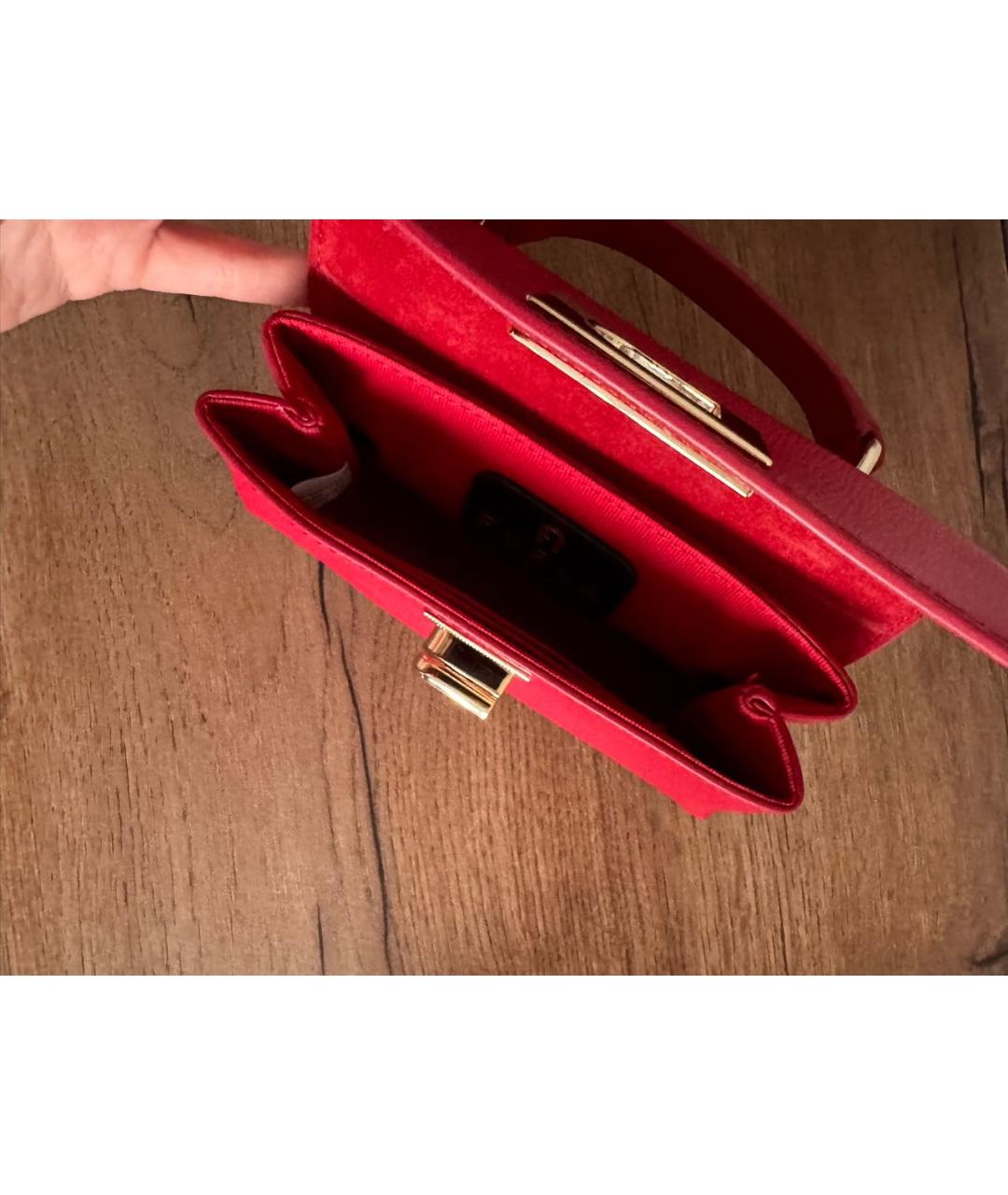 FURLA Красная кожаная сумка с короткими ручками, фото 4