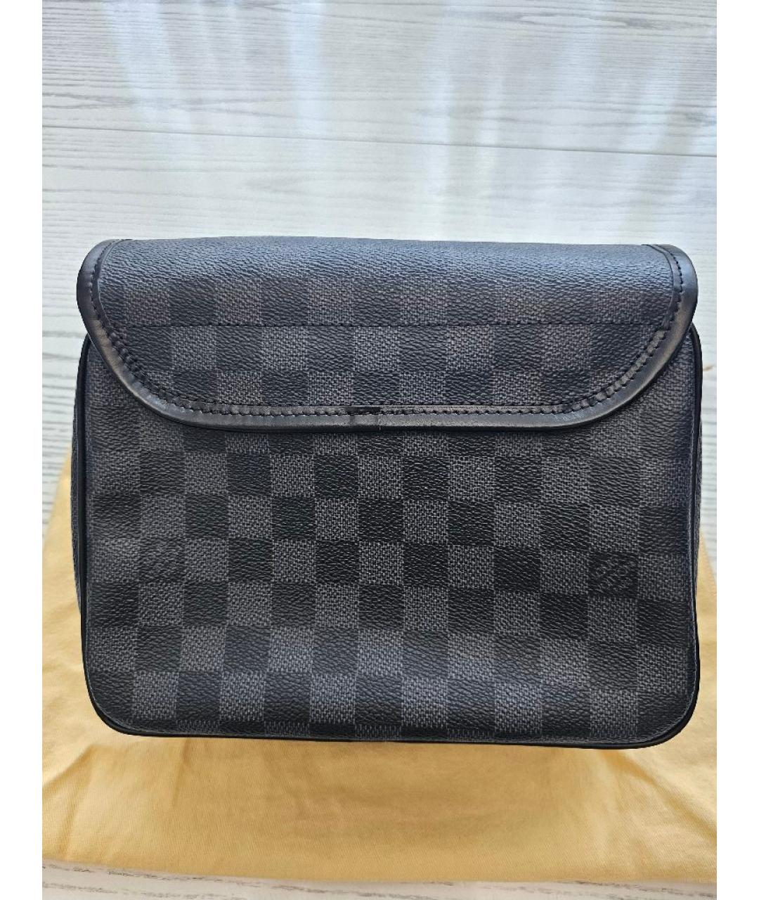 LOUIS VUITTON Антрацитовая косметичка, фото 2