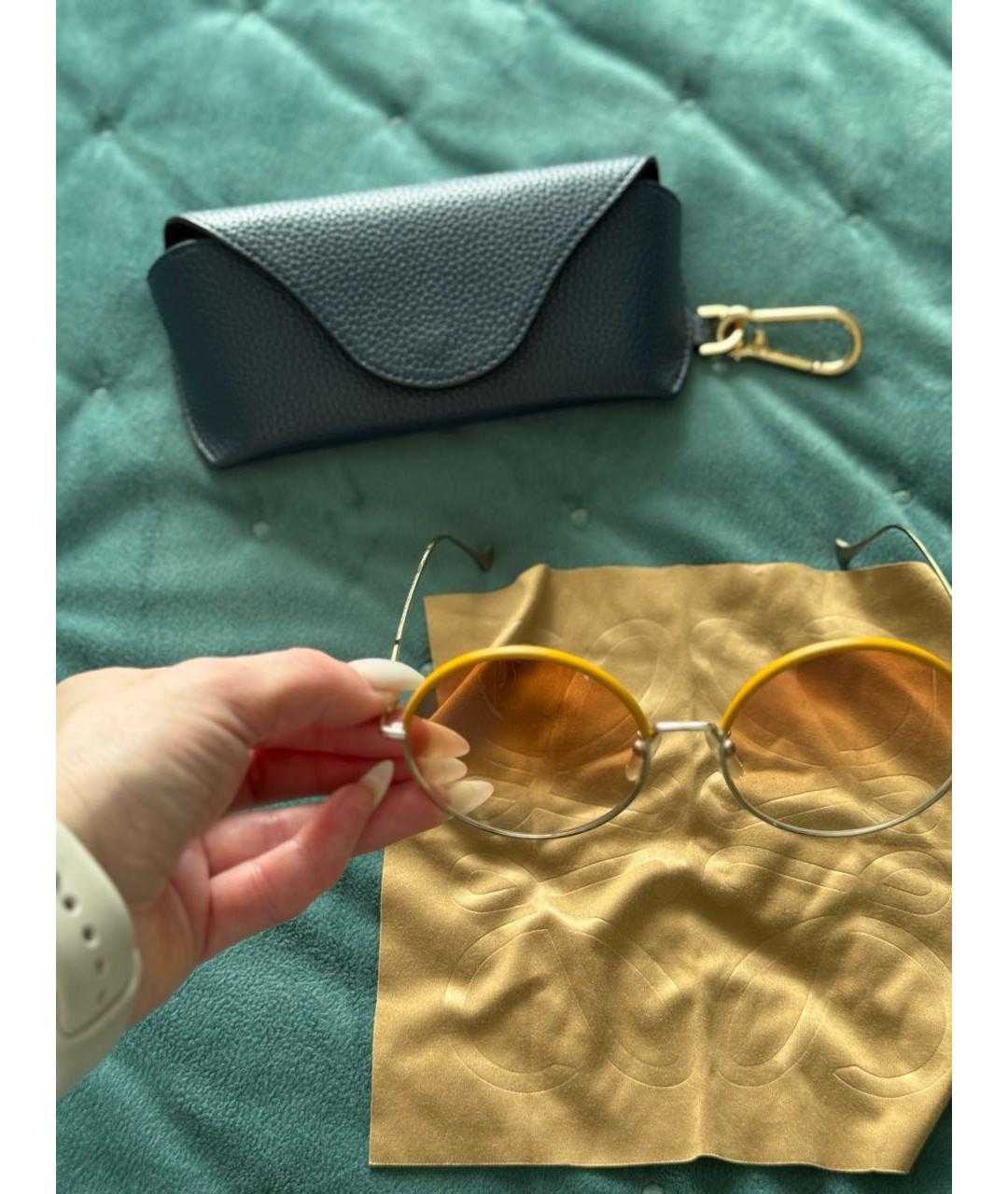 LOEWE Золотые металлические солнцезащитные очки, фото 4