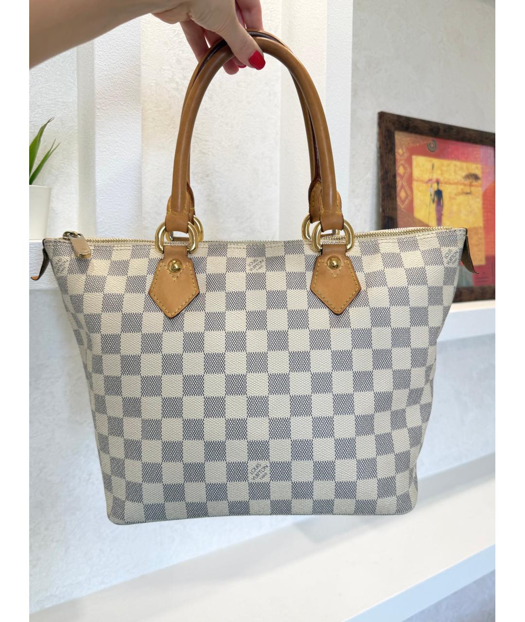 LOUIS VUITTON Белая кожаная сумка тоут, фото 6