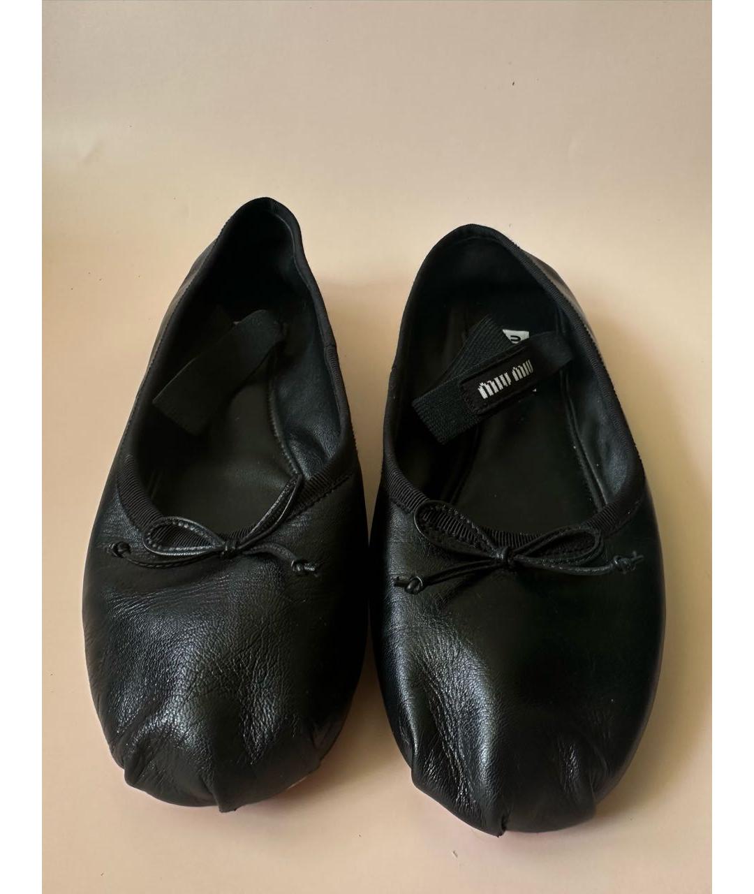 MIU MIU Черные кожаные балетки, фото 2