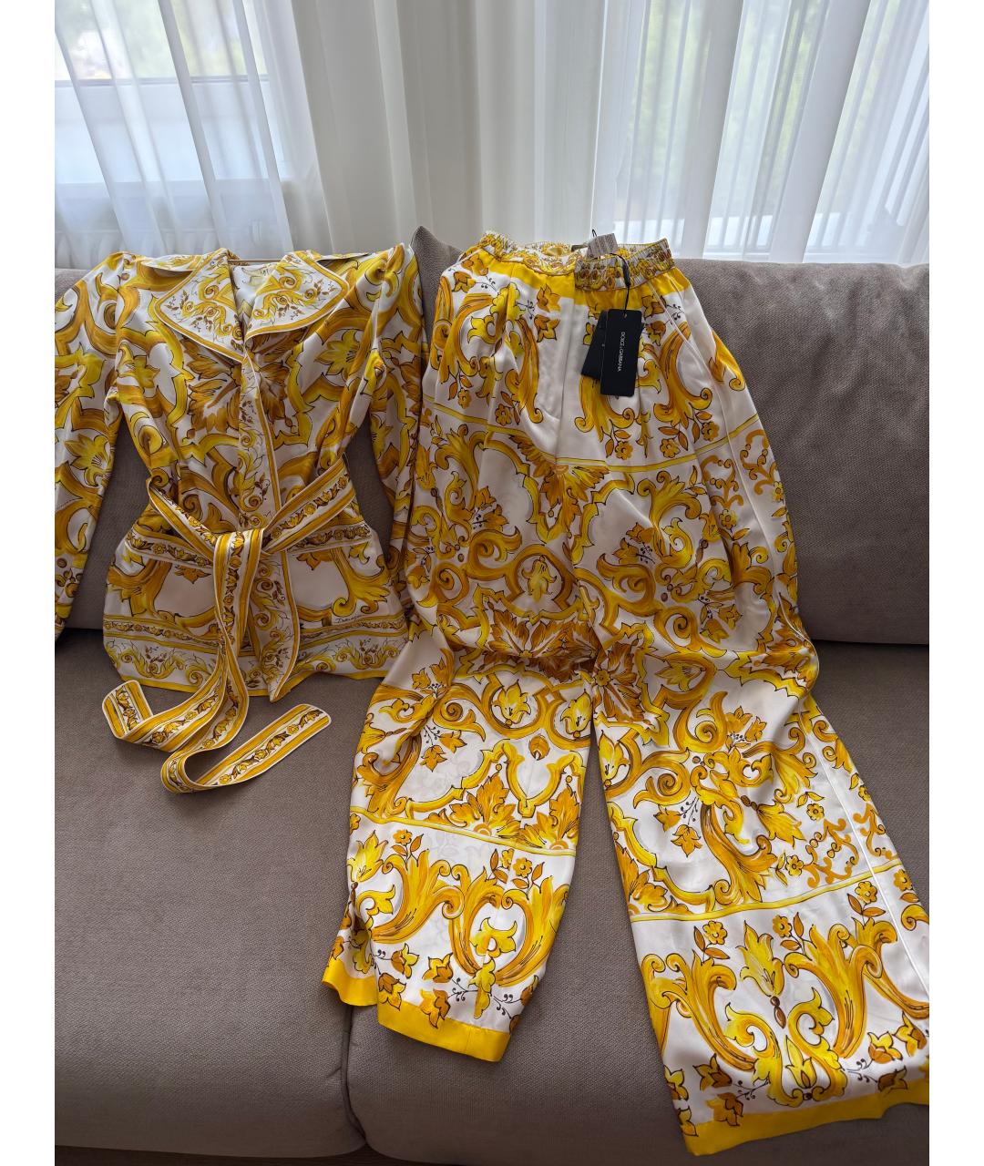 DOLCE&GABBANA Желтый шелковый костюм с брюками, фото 3