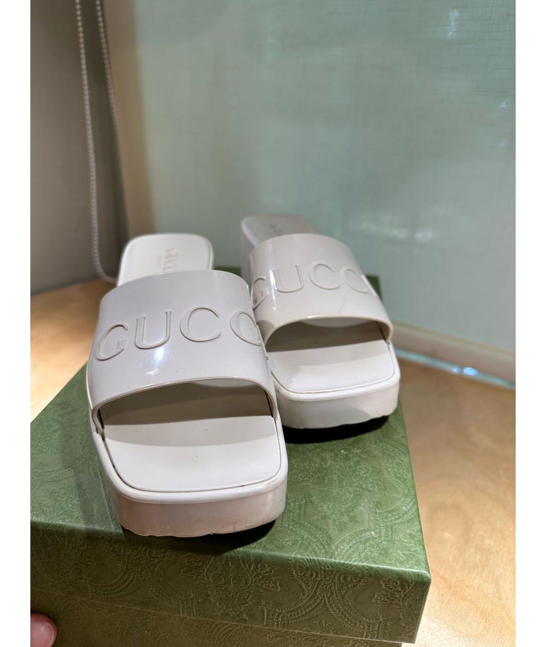 GUCCI Белые резиновые шлепанцы, фото 2