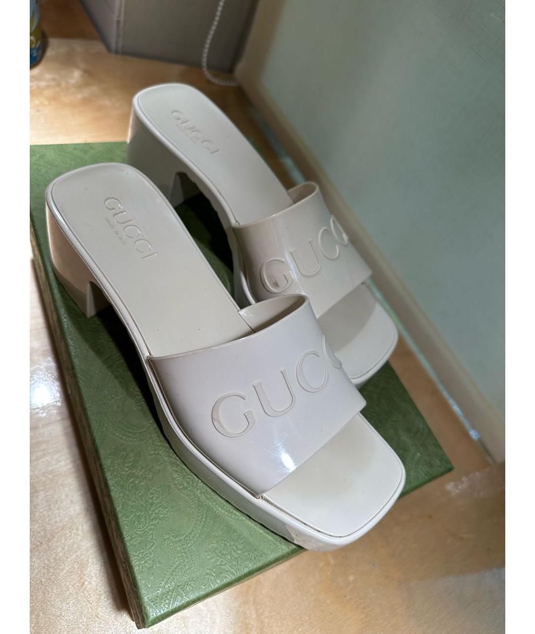 GUCCI Белые резиновые шлепанцы, фото 3