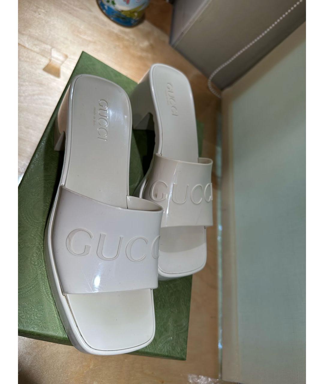 GUCCI Белые резиновые шлепанцы, фото 4