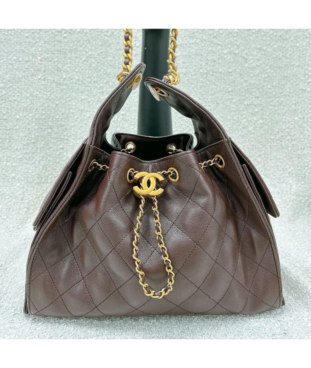 CHANEL Коричневая кожаная сумка тоут, фото 1