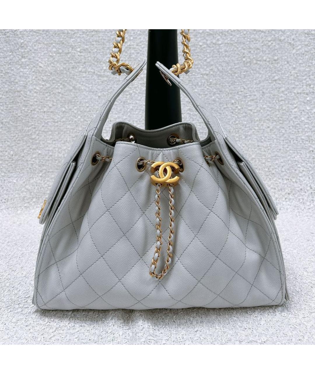CHANEL Серая кожаная сумка тоут, фото 2