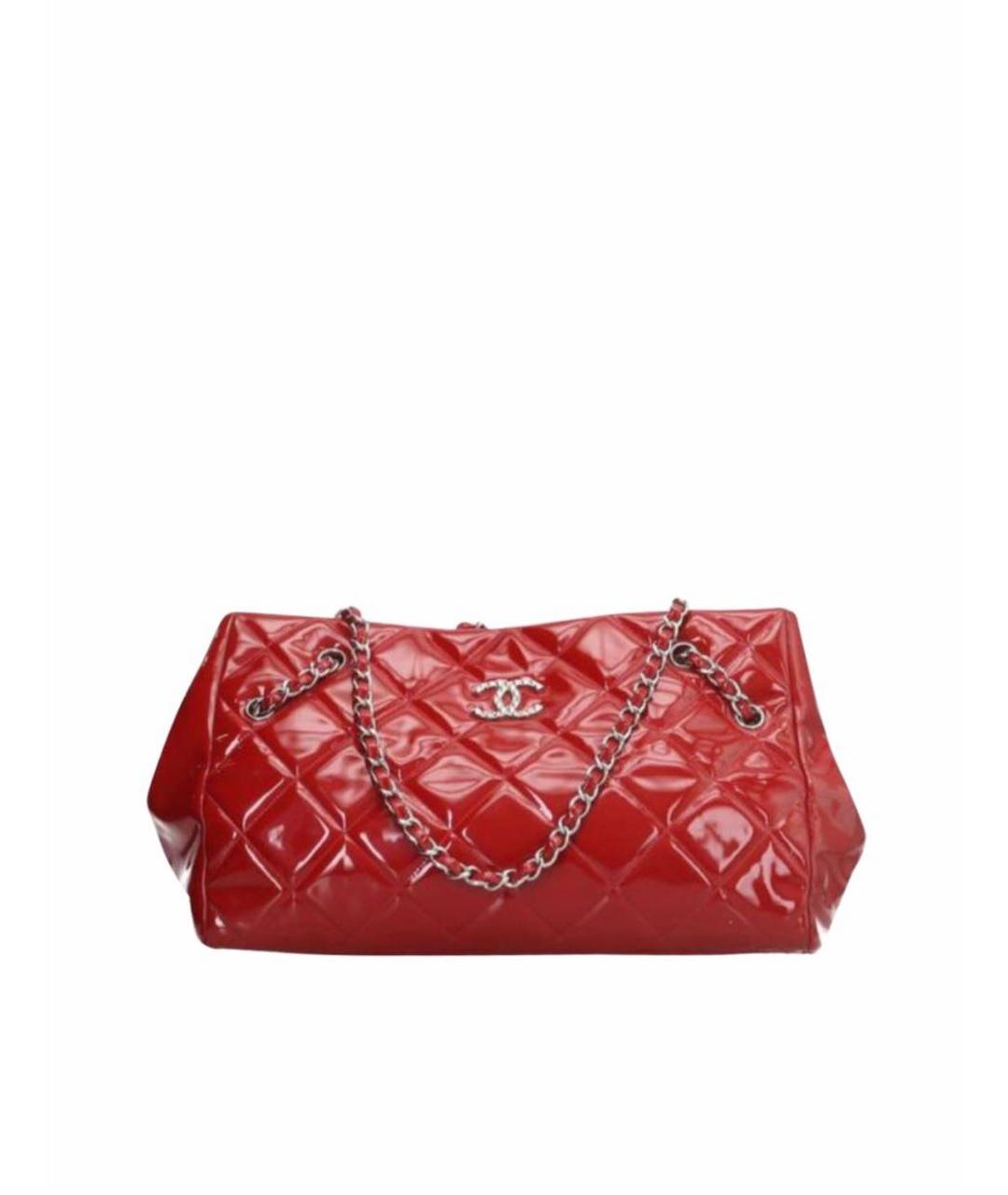 CHANEL Красная сумка тоут из лакированной кожи, фото 1