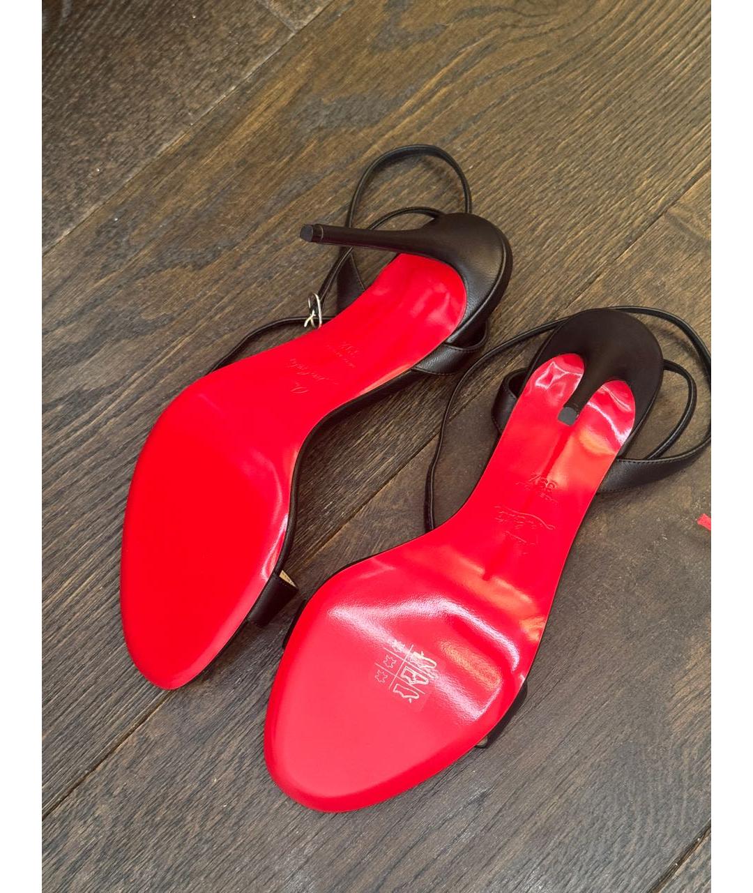 CHRISTIAN LOUBOUTIN Черные кожаные босоножки, фото 6