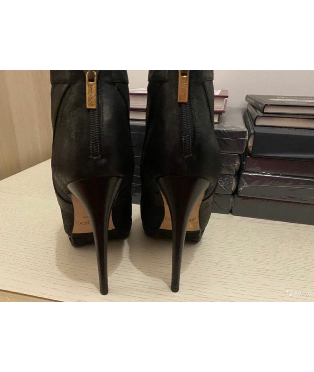 JIMMY CHOO Черные замшевые ботильоны, фото 3