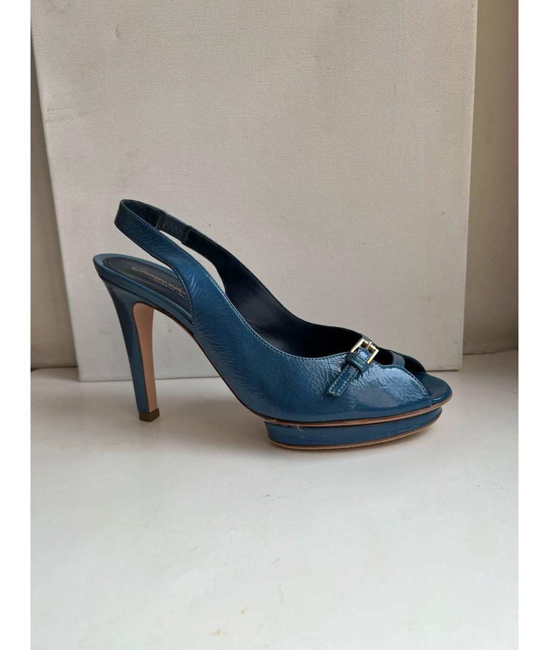 GIANVITO ROSSI Синие босоножки из лакированной кожи, фото 8
