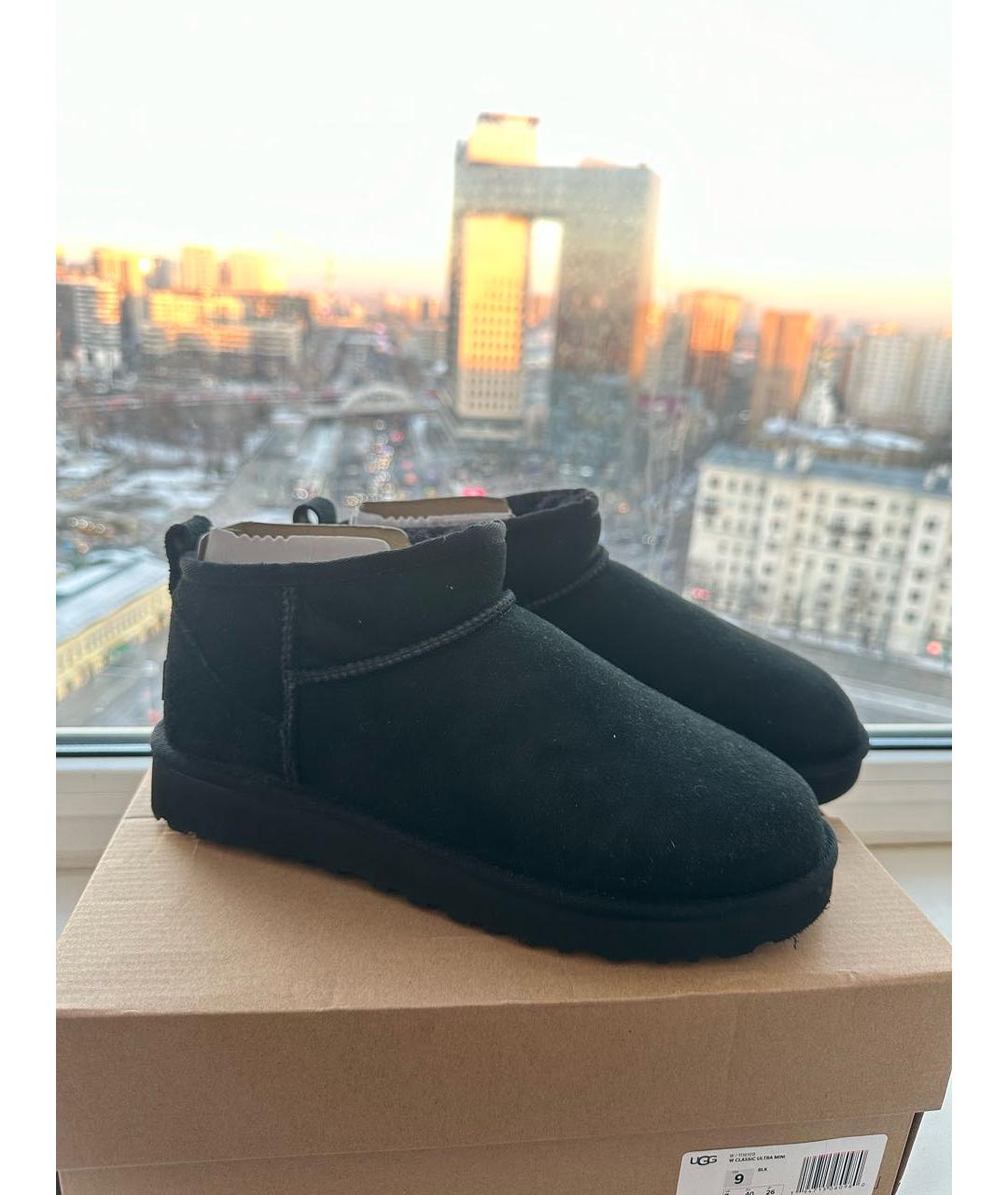 UGG AUSTRALIA Черные замшевые сапоги, фото 4