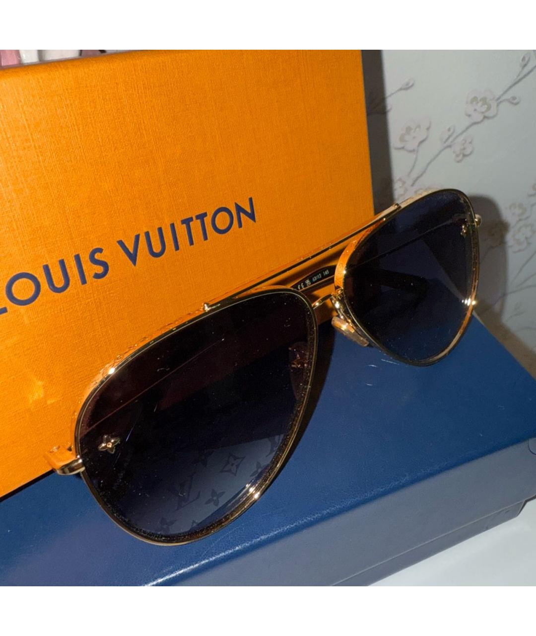 LOUIS VUITTON Золотые металлические солнцезащитные очки, фото 2