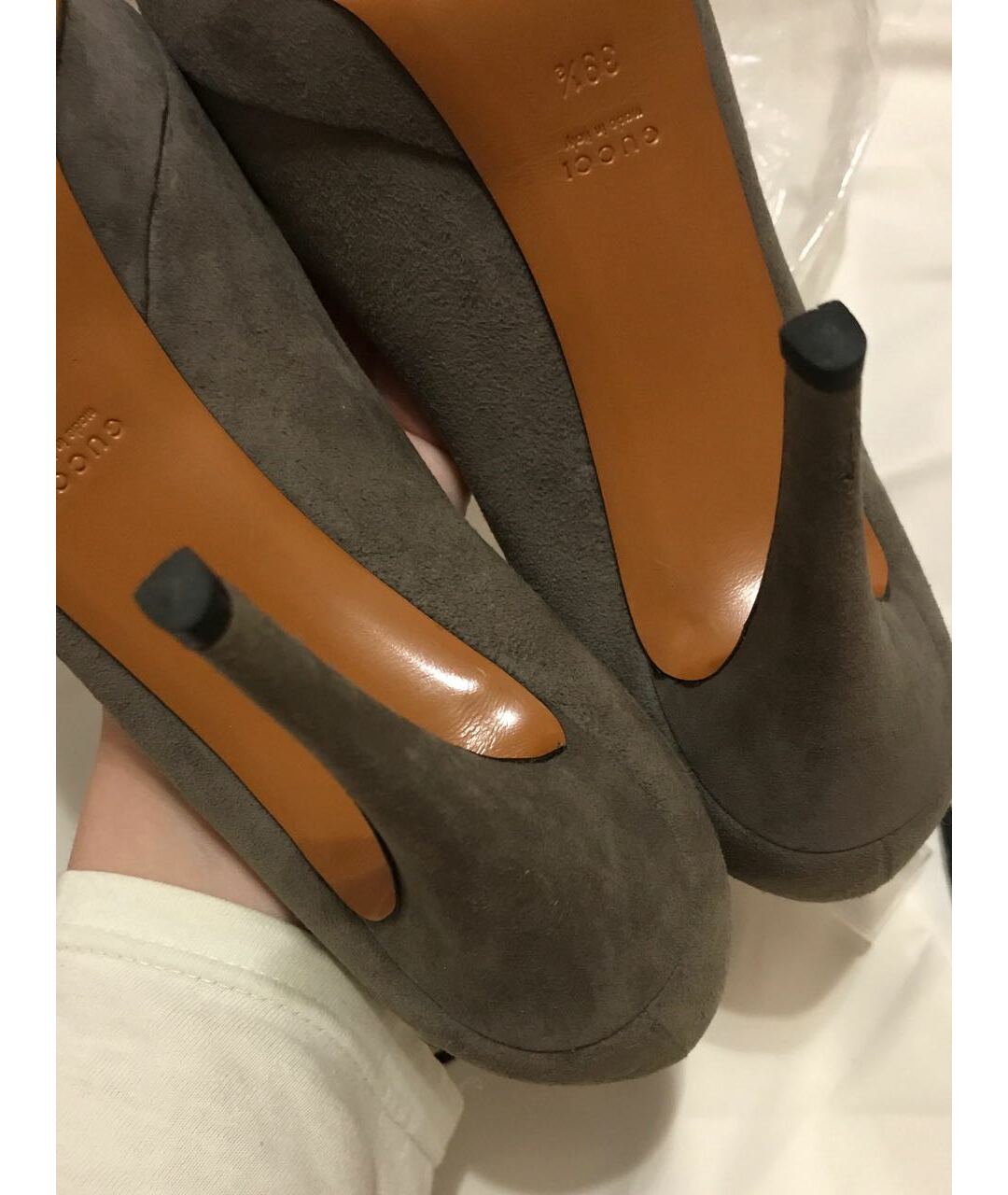 GUCCI Серые замшевые туфли, фото 3