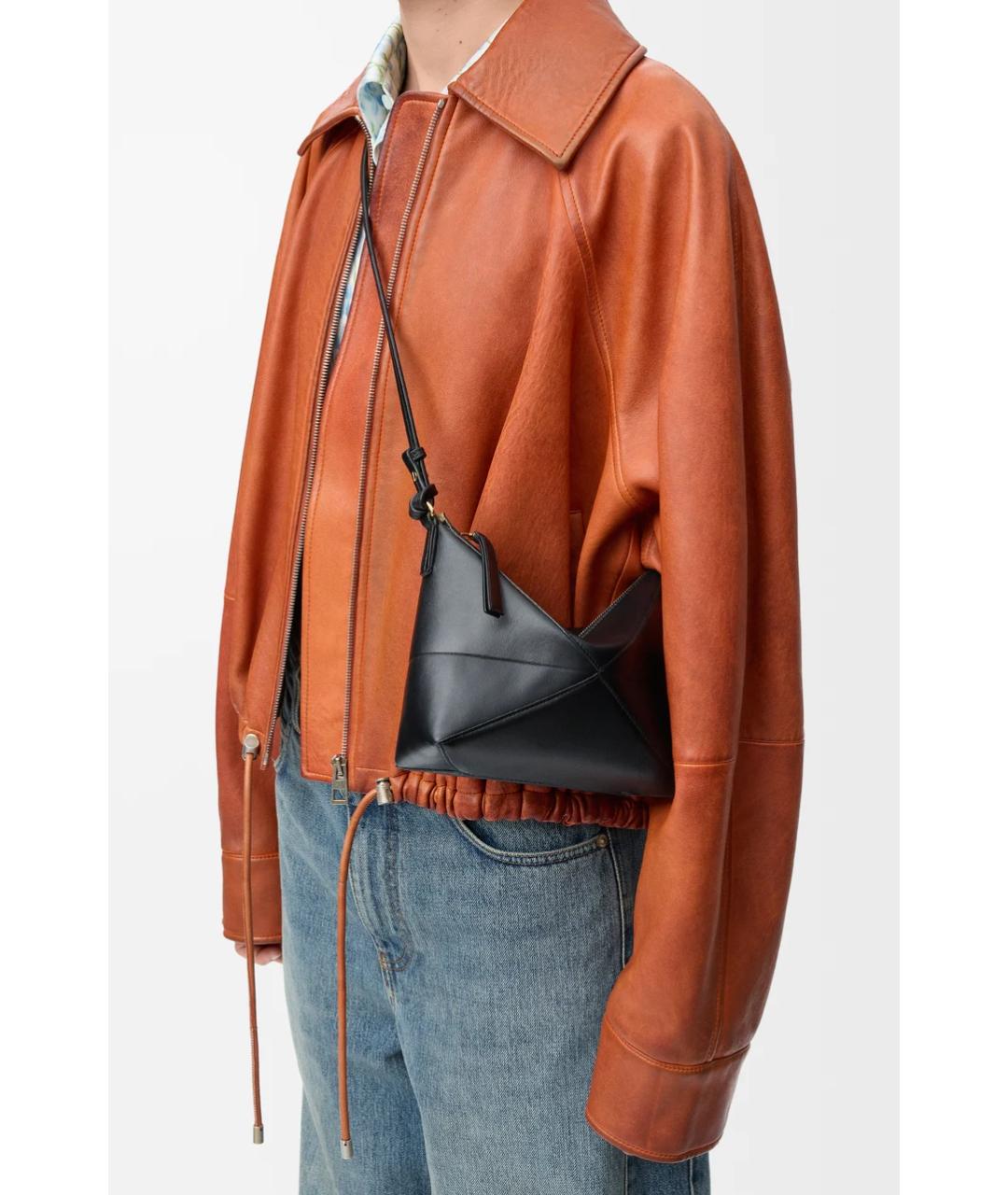 LOEWE Черная кожаная сумка через плечо, фото 4