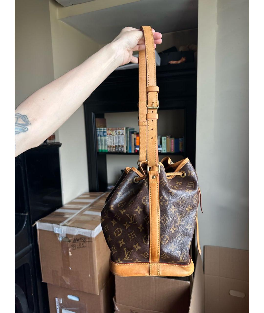 LOUIS VUITTON Коричневая кожаная сумка через плечо, фото 2